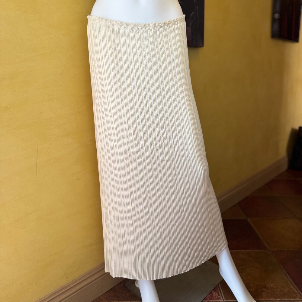 Vince Raw Edge Ivory Pleated Maxi Skirt – Elastic Waist, Size M/L (NWOT)